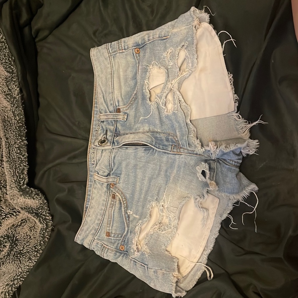 Size 8 American Eagle shorts